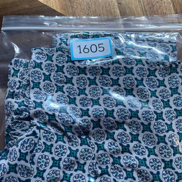 Joie Top Addie Geo Diamond Deep V Blouse 100% Silk Sz L Elastic Cuffs Pullover - Picture 8 of 8